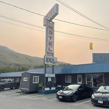 Robbie'S Motel Cache Creek Exteriör bild
